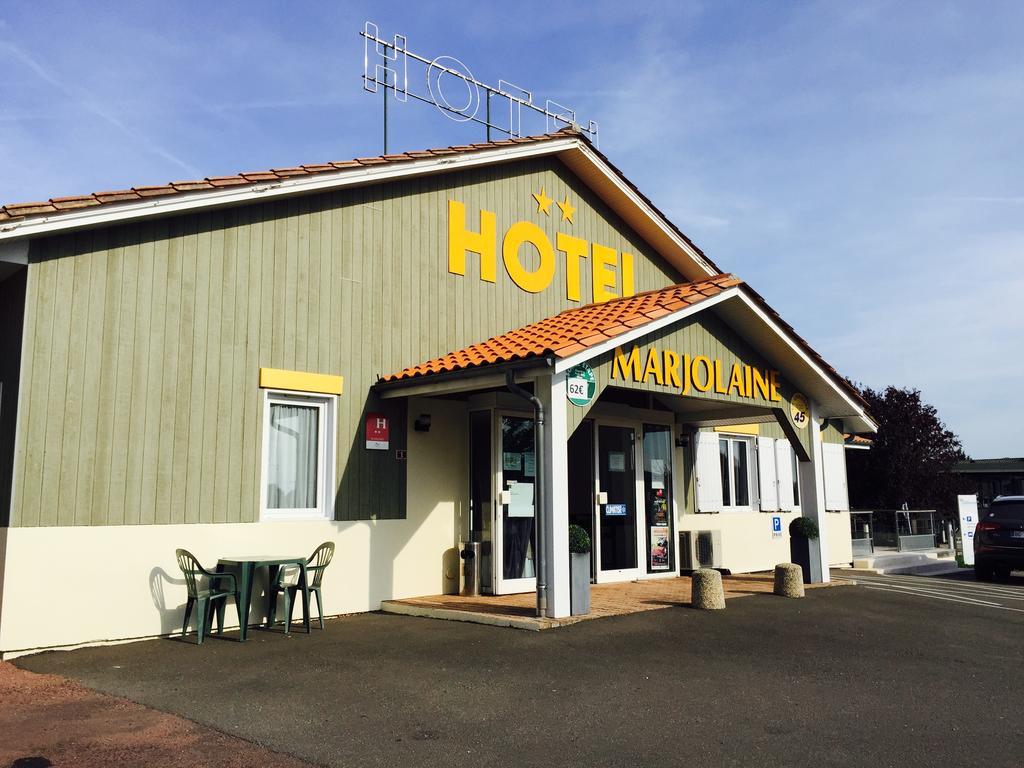 Hôtel Marjolaine Roullet Exterior foto